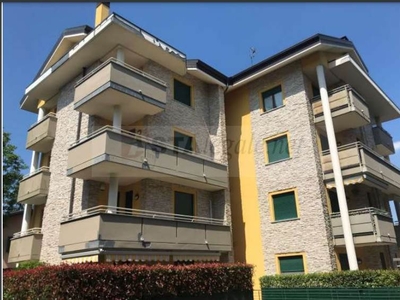Appartamento in vendita a Lentate Sul Seveso Monza Brianza