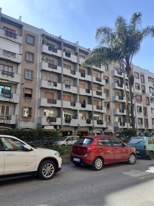 Appartamento in vendita a Messina Cairoli / San Martino / Tribunale