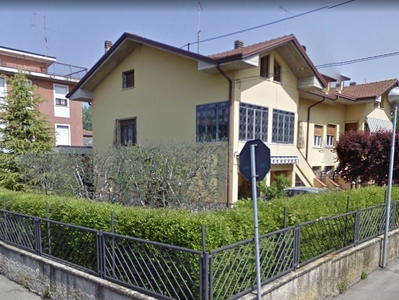 Appartamento in vendita a Peschiera Del Garda Verona