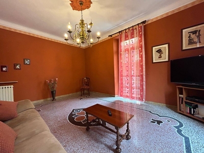 Appartamento in Vendita a Savona, zona Villapiana, 205'000€, 158 m², arredato