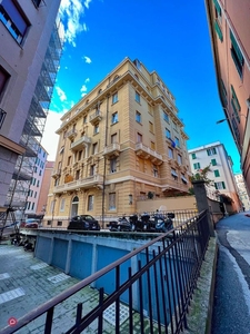 Appartamento in Vendita in Corso Andrea Podestà 10a a Genova