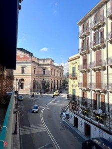 Appartamento in Vendita in Piazza don lugi sturzo a Palermo