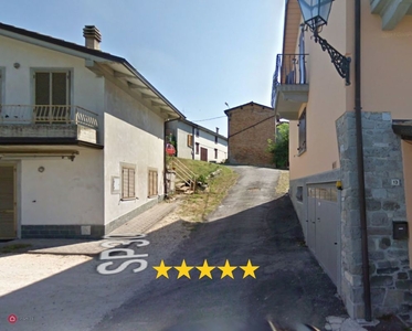Appartamento in Vendita in SP30 a Varano de' Melegari