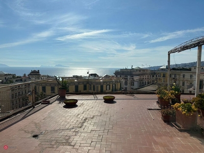 Appartamento in Vendita in Via del Parco Margherita a Napoli