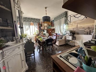 Appartamento in Vendita in Via della Villa Demidoff a Firenze