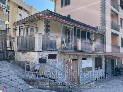 Appartamento in Vendita in Via Giovanni Giacalone 27 a Genova