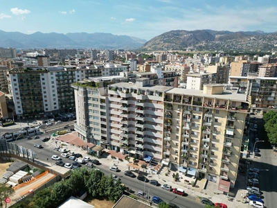 Appartamento in Vendita in Via Uditore 10 a Palermo