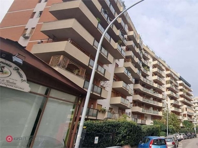 Appartamento in Vendita in Via Val di Mazara a Palermo