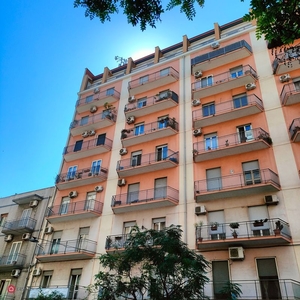 Appartamento in Vendita in Viale Mario Rapisardi, Catania, CT a Catania