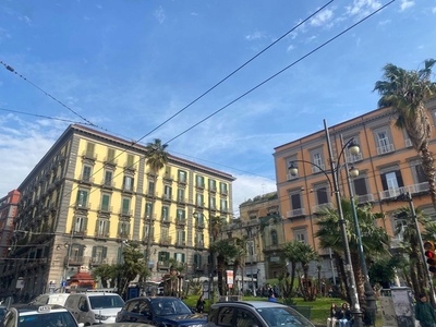 Bilocale in Vendita a Napoli, 130'500€, 55 m²