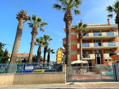 Bilocale in Via Cherubini, San Benedetto del Tronto, 1 bagno, arredato