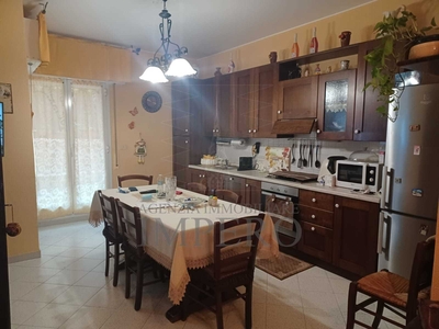 Casa indipendente con giardino in via sant'anna 18, Ventimiglia