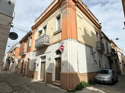 Casa indipendente con terrazzo a San Severo