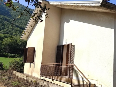 Casa indipendente in S.P 152, Montella, 5 locali, 1 bagno, 110 m²