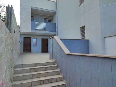 Casa indipendente in Vendita in Via GIUSEPPE LEMBO 73 /C a Bari