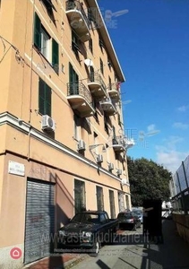 Garage/Posto auto in Vendita in Via Passo Buole 1 a Genova