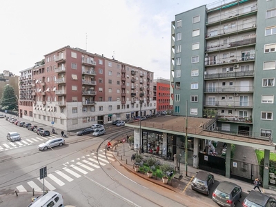 Monolocale in Vendita a Milano, 205'000€, 48 m², arredato