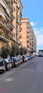Negozio/Locale commerciale in Vendita in Via Eugenio Checchi a Roma