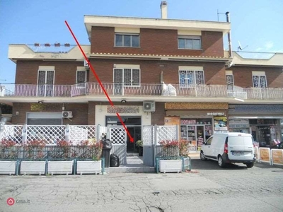 Negozio/Locale commerciale in Vendita in Via Siculiana a Roma