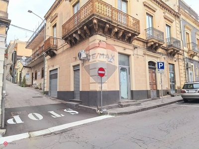 Negozio/Locale commerciale in Vendita in Via XIX Traversa 90 a Belpasso