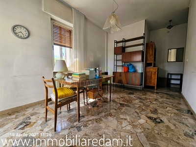 Quadrilocale in Vendita a Vicenza, zona vicenza, 63'000€, 67 m²