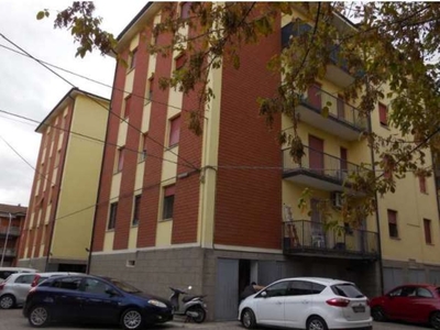 Quadrilocale in Via della Pace, San Giovanni in Persiceto, 1 bagno