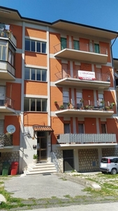 Quadrilocale in VIA VILLARI 13, Avellino, 2 bagni, 85 m², 2° piano