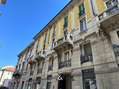 Trilocale in Vendita a Monza, zona Centro storico, 360'000€, 86 m²