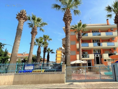 Trilocale in vendita, San Benedetto del Tronto porto d'ascoli lungomare