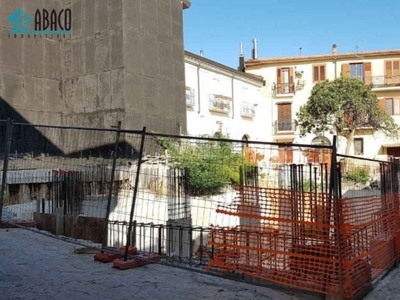 Trilocale in Via Palazzo s.n.c, Avellino, 2 bagni, garage, 90 m²
