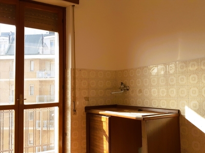 Trilocale in Via Vecchia Costa 14, Ovada, 1 bagno, 81 m², 5° piano