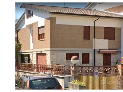 Villa in vendita a Isernia, via umbria 26
