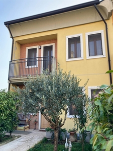 Villa a schiera in vendita a Monteforte D'alpone Verona Costalunga