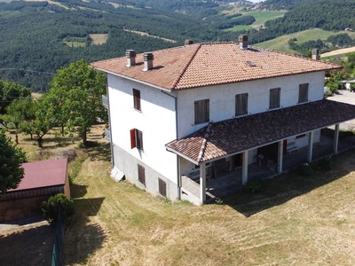 Villa Bifamiliare con giardino a Zocca