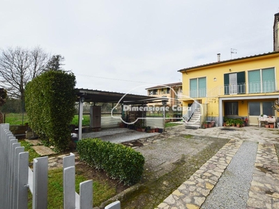 Villa Bifamiliare con giardino, Lucca san marco