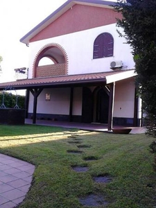 Villa in vendita a Nicolosi