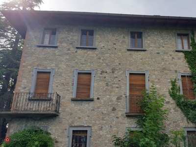 Villa in Vendita in Strada Cava in Vigatto a Parma