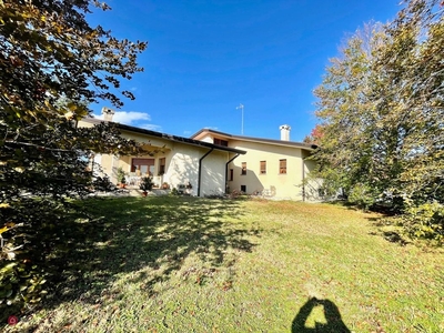 Villa in Vendita in Via Pordenone 47 a San Michele al Tagliamento