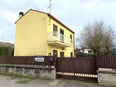 villa indipendente in vendita a Anagni