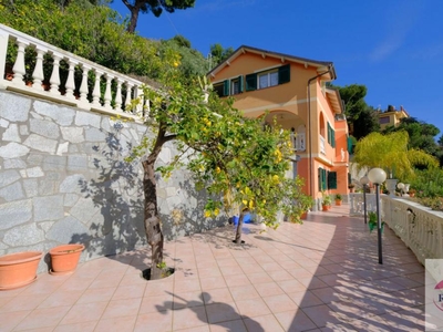 villa indipendente in vendita a Andora