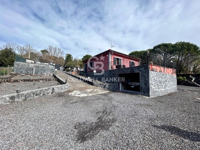 villa indipendente in vendita a Nicolosi