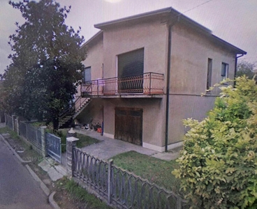 Casa singola in vendita a Alfonsine Ravenna