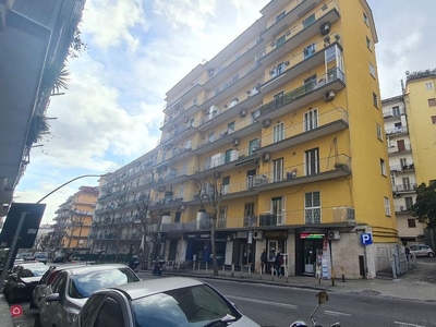 Appartamento in Vendita in Via Bernardo Cavallino a Napoli