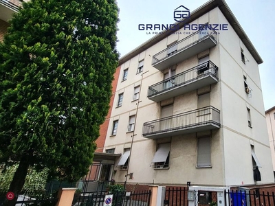 Appartamento in Vendita in Via Bertolotti a Parma