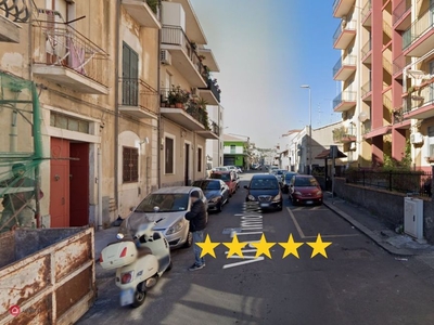 Appartamento in Vendita in Via Timoleone a Catania