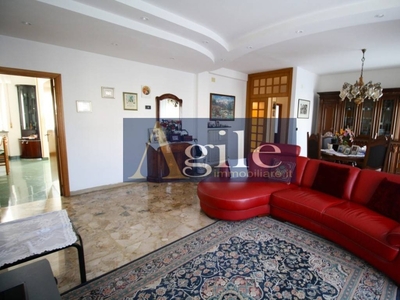 Appartamento in Via Torino, San Benedetto del Tronto, 5 locali, 160 m²