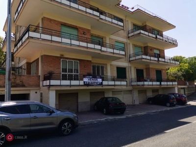 Garage/Posto auto in Vendita in Via Panoramica a Salerno