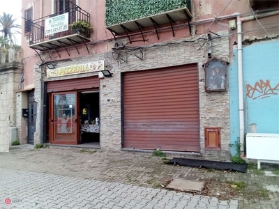Negozio/Locale commerciale in Vendita in Via Messina Marine a Palermo