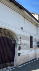 Porzione di casa in Via Navazzotti, Villanova Monferrato, 8 locali