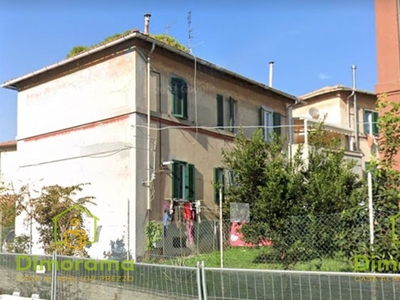 Quadrilocale in Via Marchetti 7/F, Ancona, 1 bagno, 70 m², 1° piano